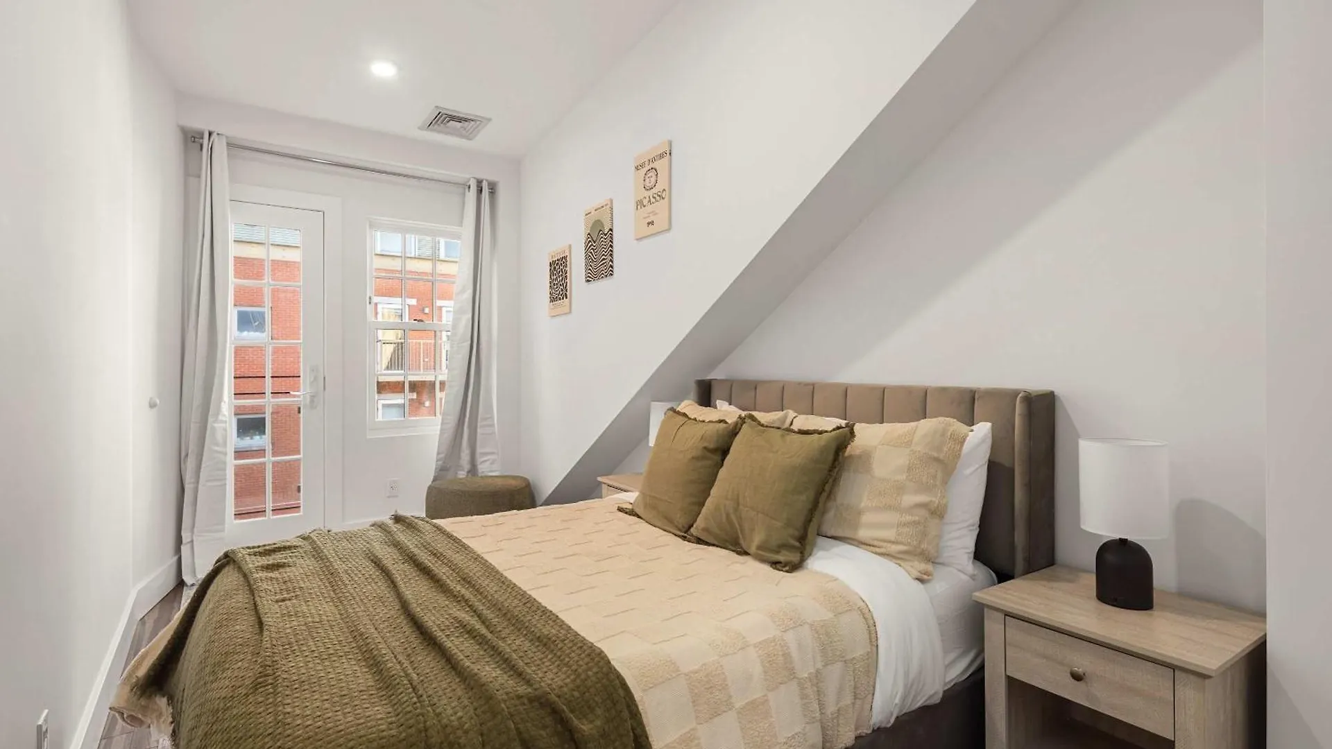 Spacious 3Br Family Haven In Lower Manhattan New York 0*,  United States